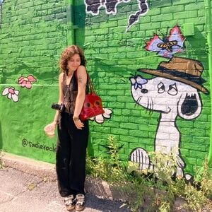 Meet your Posher, Charlotte